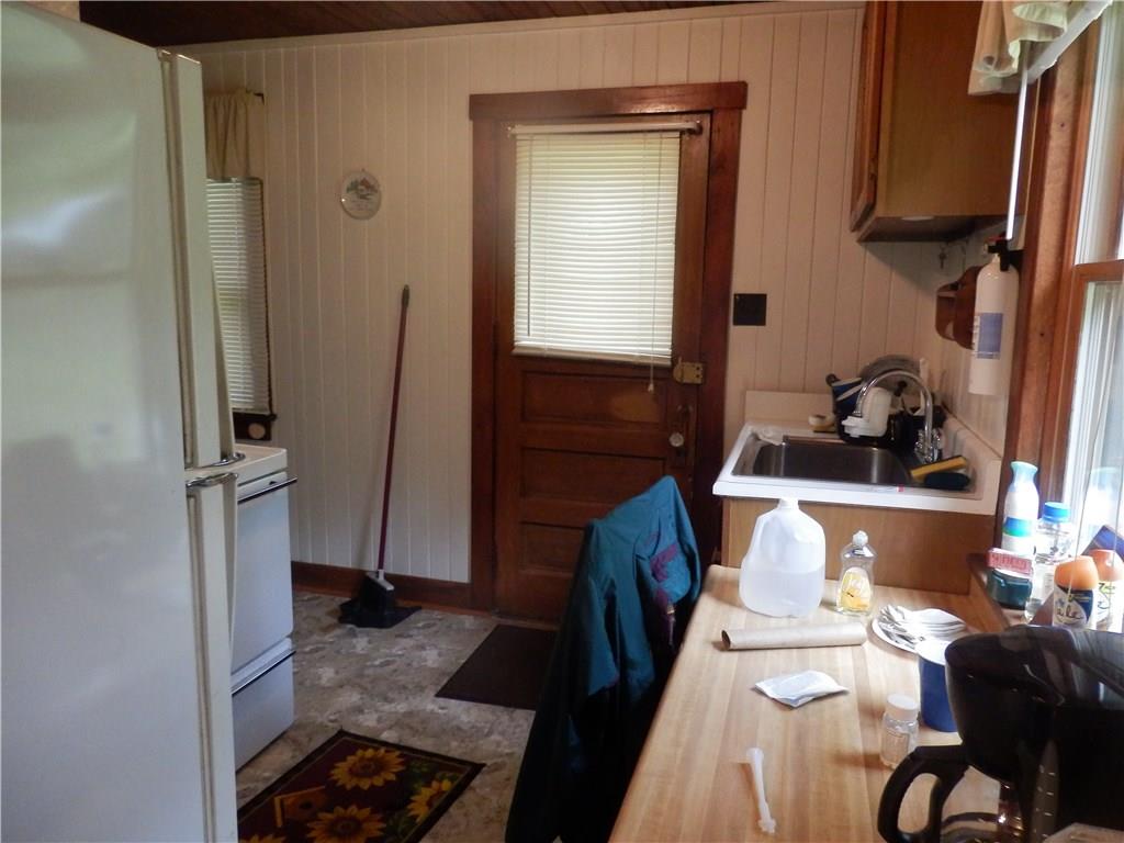 813 Trent Road Somerset, PA 15501 - Photo 6 of 12 Gallery Image 6