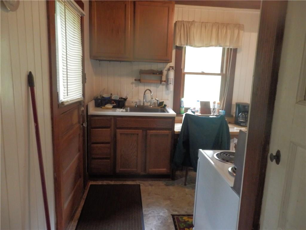 813 Trent Road Somerset, PA 15501 - Photo 7 of 12 Gallery Image 7