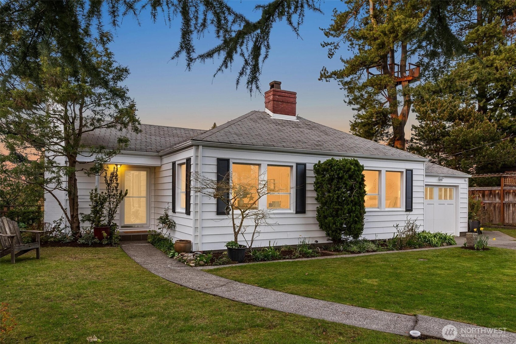1910 Northwest 97th Street Seattle, WA 98117 - Photo 25 of 35