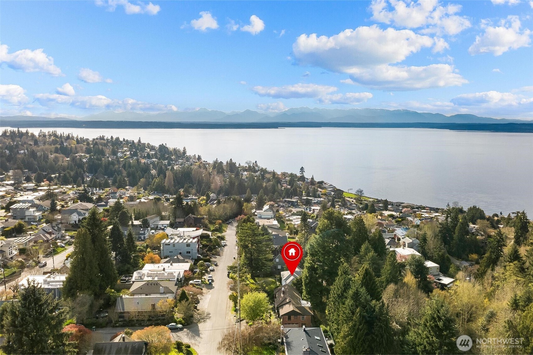1910 Northwest 97th Street Seattle, WA 98117 - Photo 3 of 35