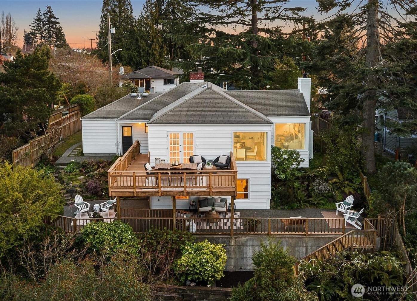 1910 Northwest 97th Street Seattle, WA 98117 - Photo 5 of 40