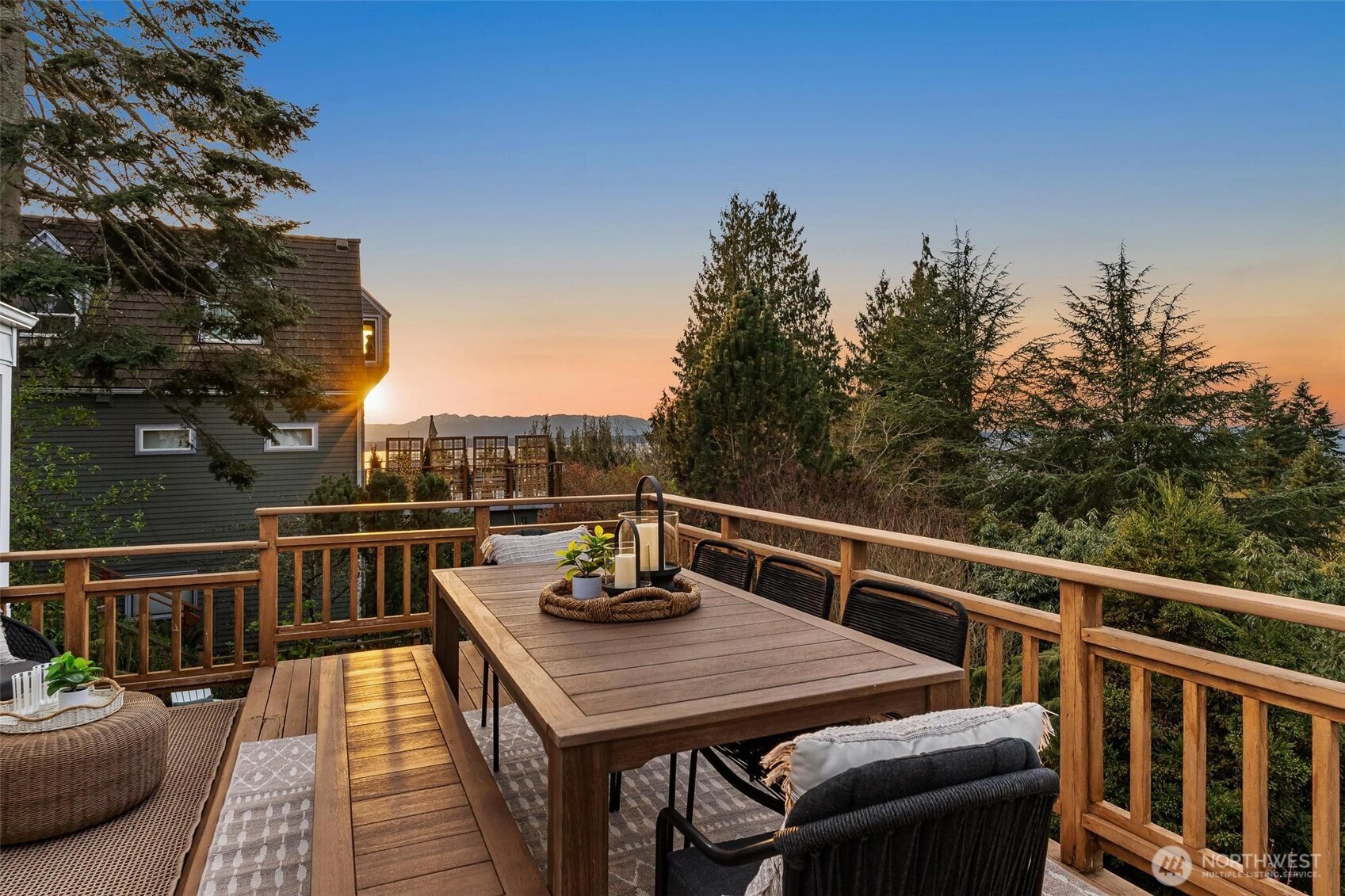 1910 Northwest 97th Street Seattle, WA 98117 - Photo 6 of 40