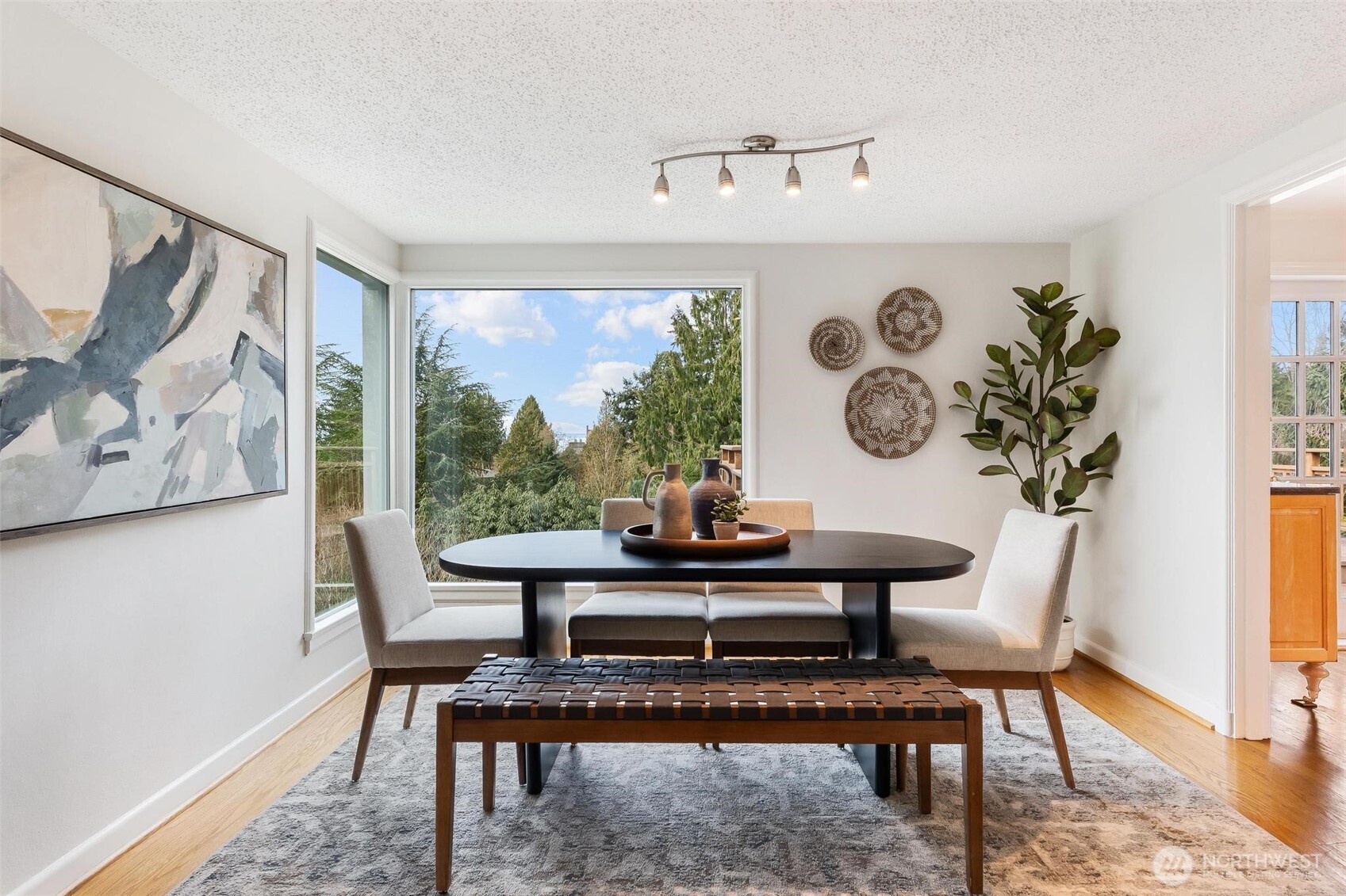 1910 Northwest 97th Street Seattle, WA 98117 - Photo 10 of 40