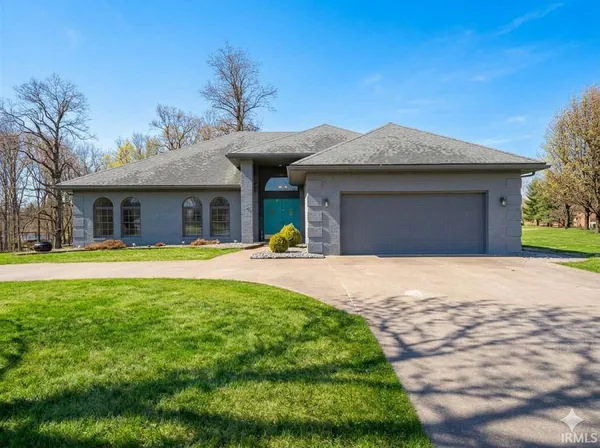 $424,900 | 2406 White Ridge Lane, Washington, IN 47501