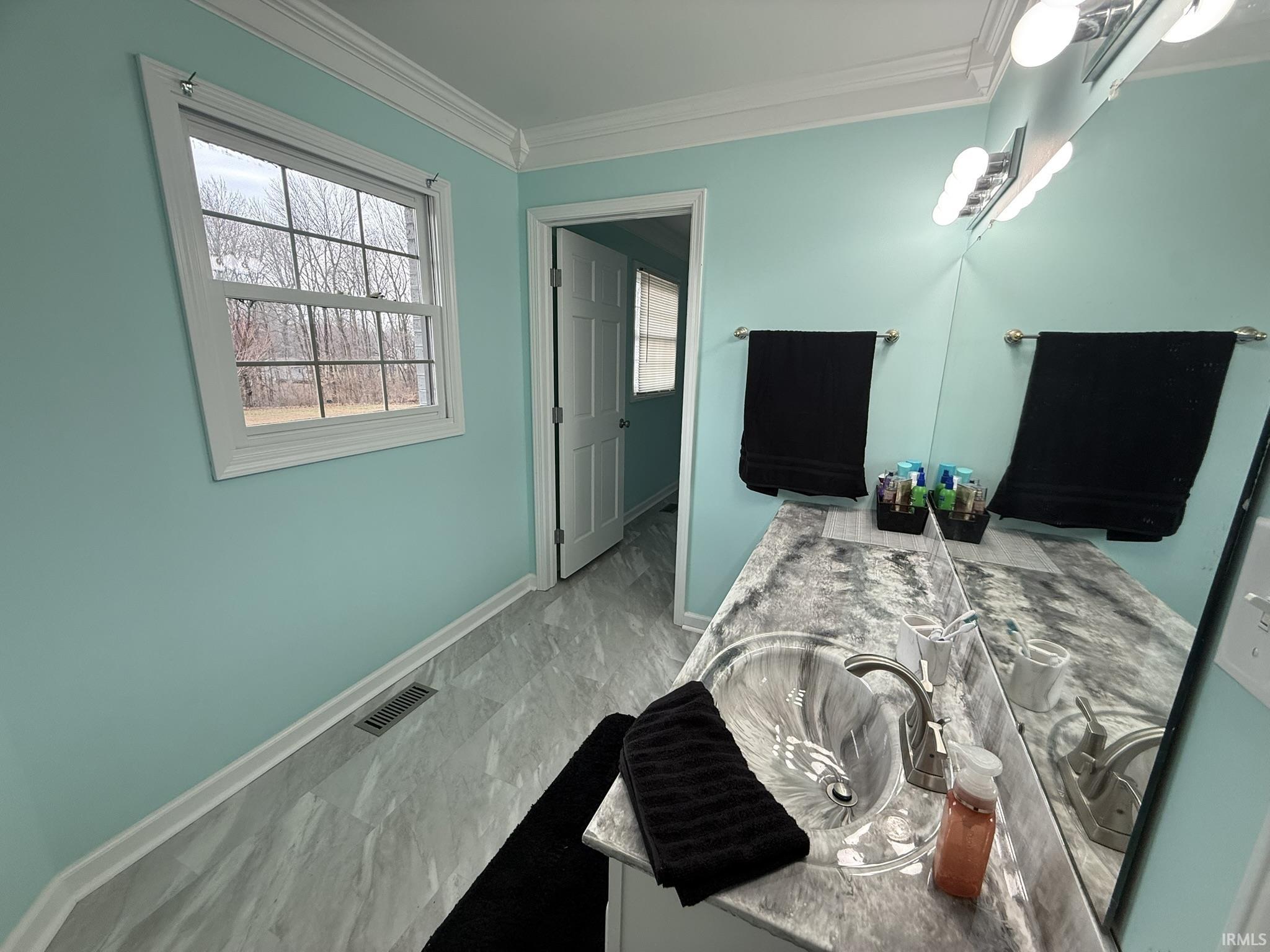 2406 White Ridge Lane Washington, IN 47501 - Photo 19 of 34