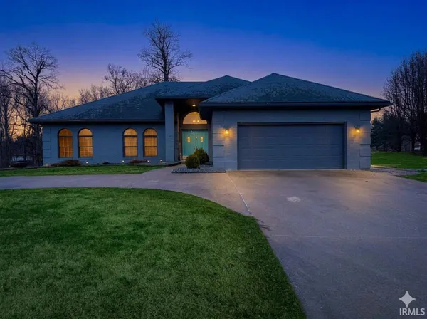 $424,900 | 2406 White Ridge Lane, Washington, IN 47501