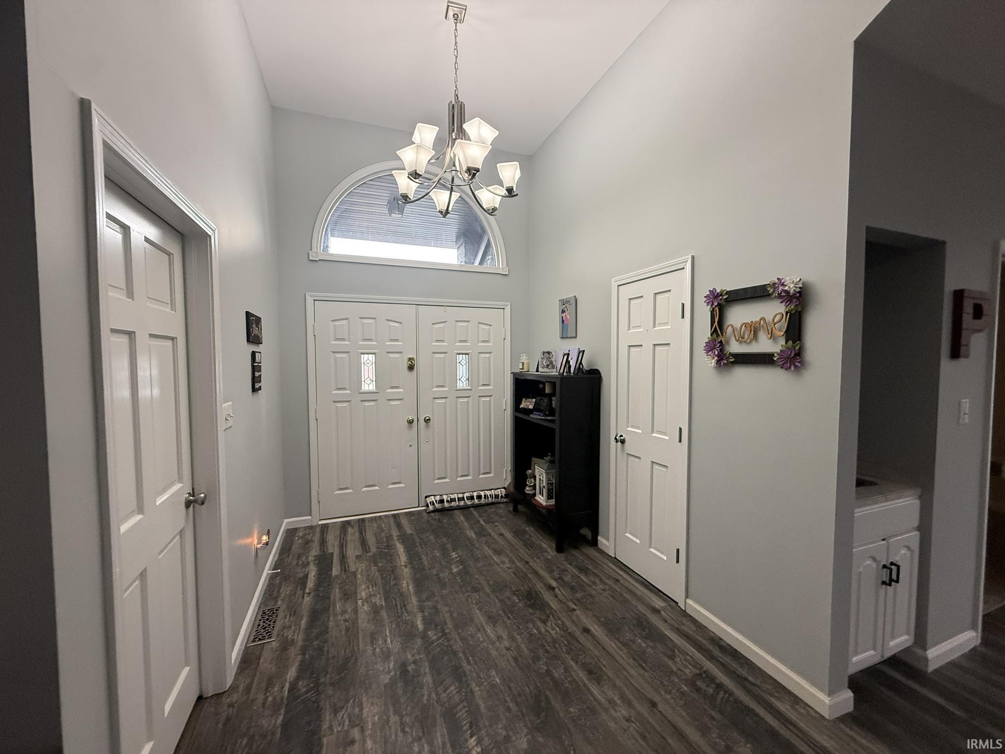 2406 White Ridge Lane Washington, IN 47501 - Photo 6 of 34