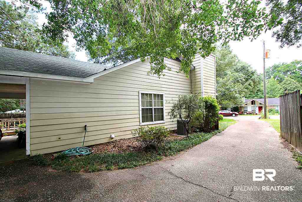 231 Maplewood Loop Daphne, AL 36526 - Photo 15 of 16