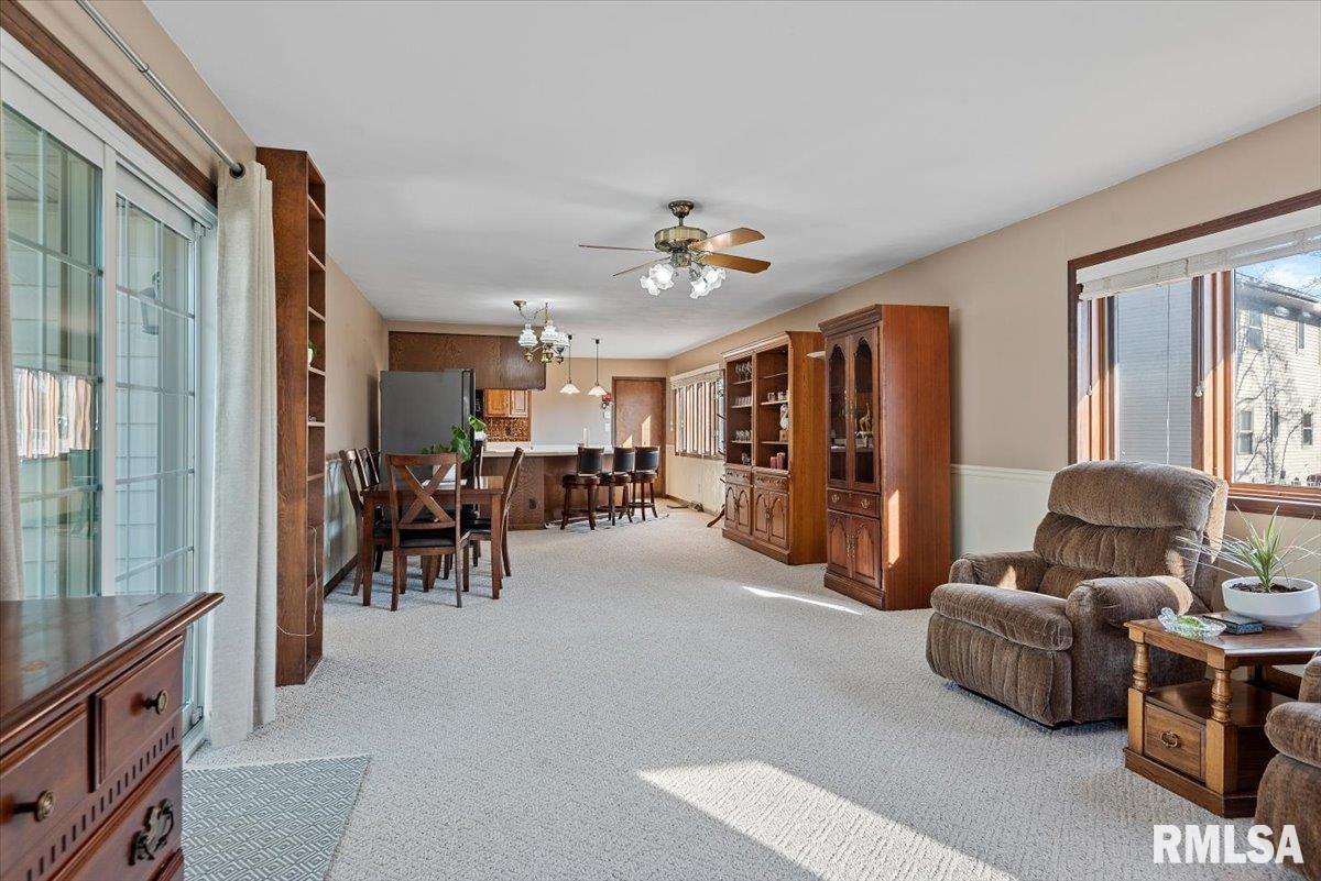 2308 Westview Drive Springfield, IL 62704 - Photo 14 of 37