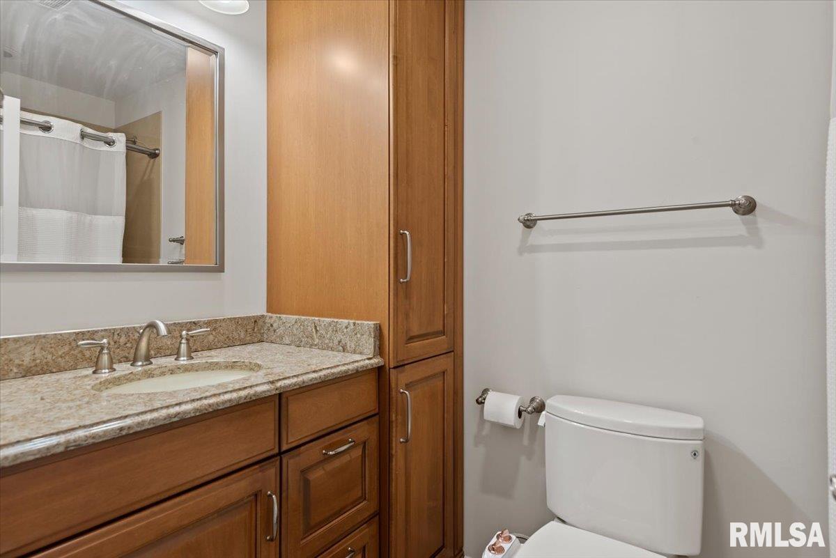 2308 Westview Drive Springfield, IL 62704 - Photo 18 of 37