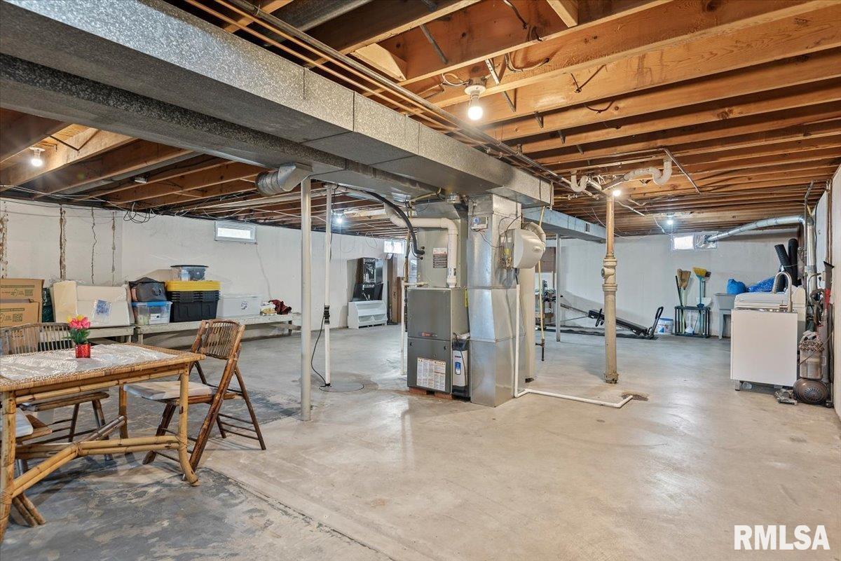 2308 Westview Drive Springfield, IL 62704 - Photo 27 of 37