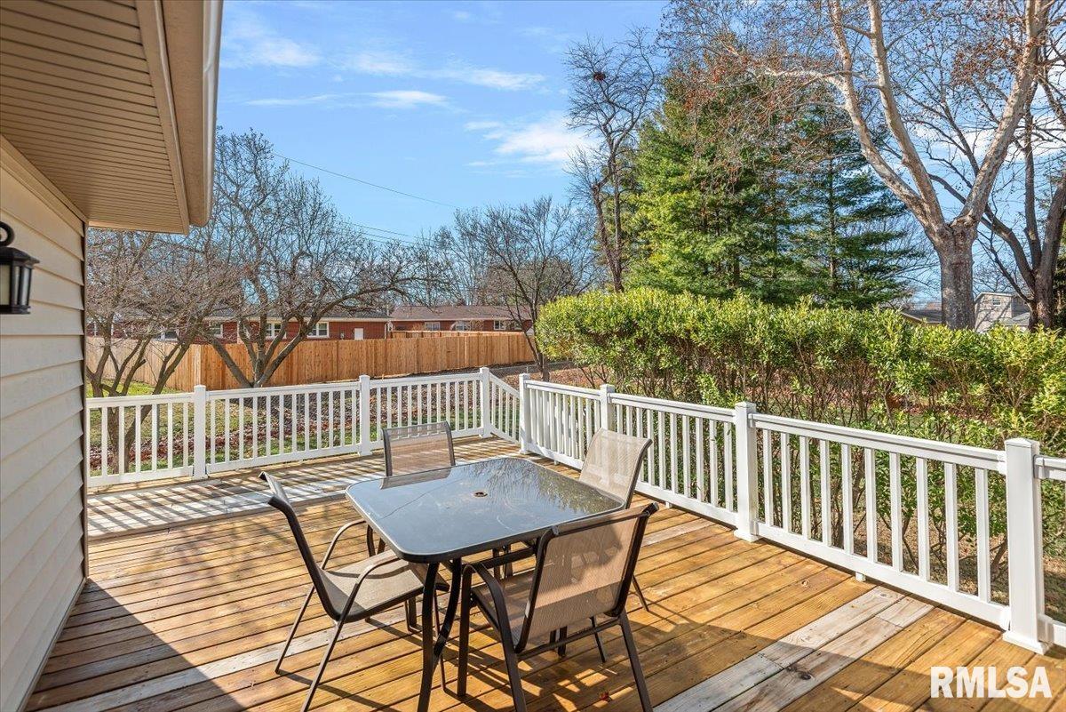 2308 Westview Drive Springfield, IL 62704 - Photo 31 of 37