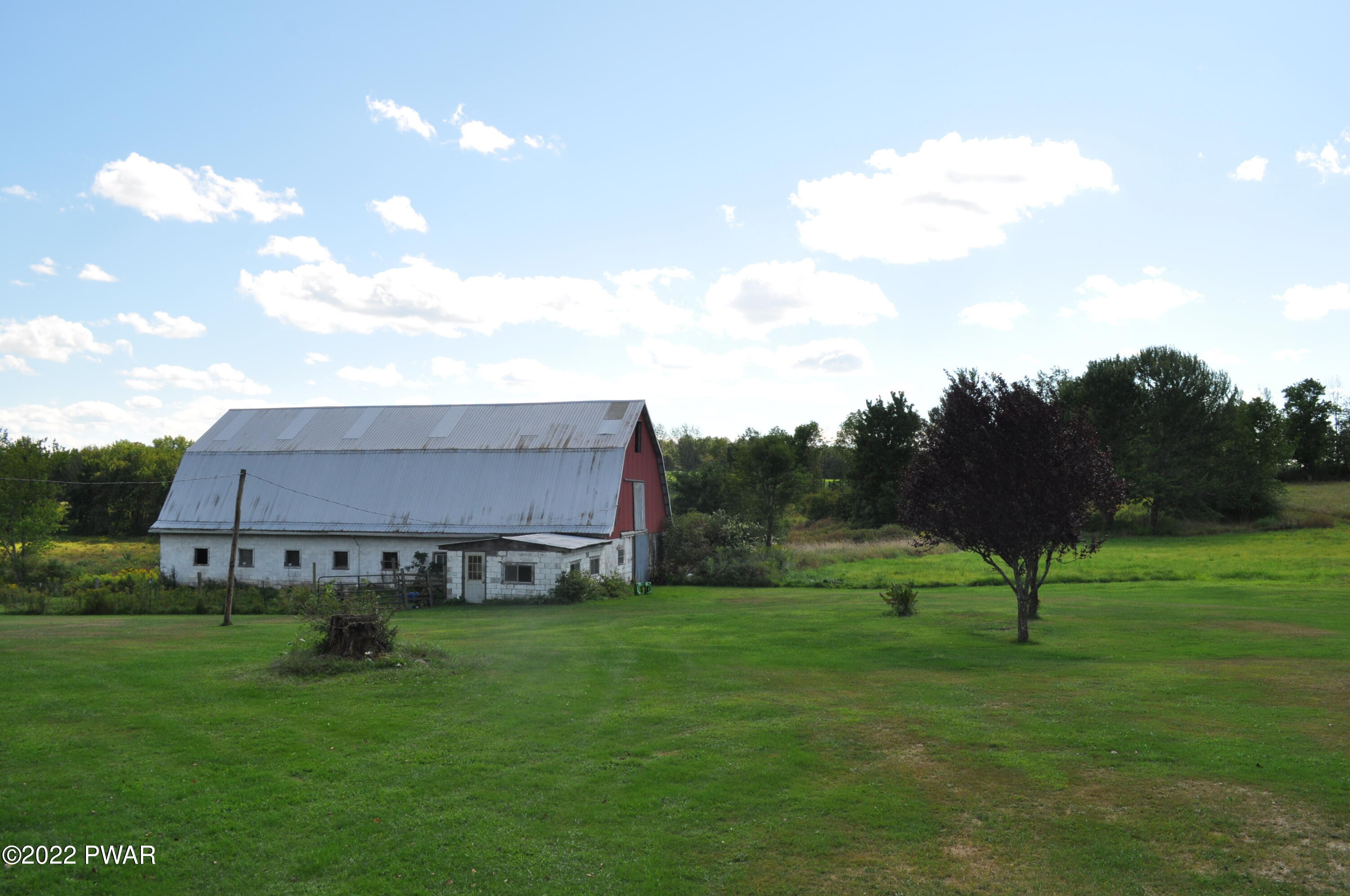 313 Creamery Road Jermyn, PA 18433 - Photo 42 of 62 Gambrel Style Barn