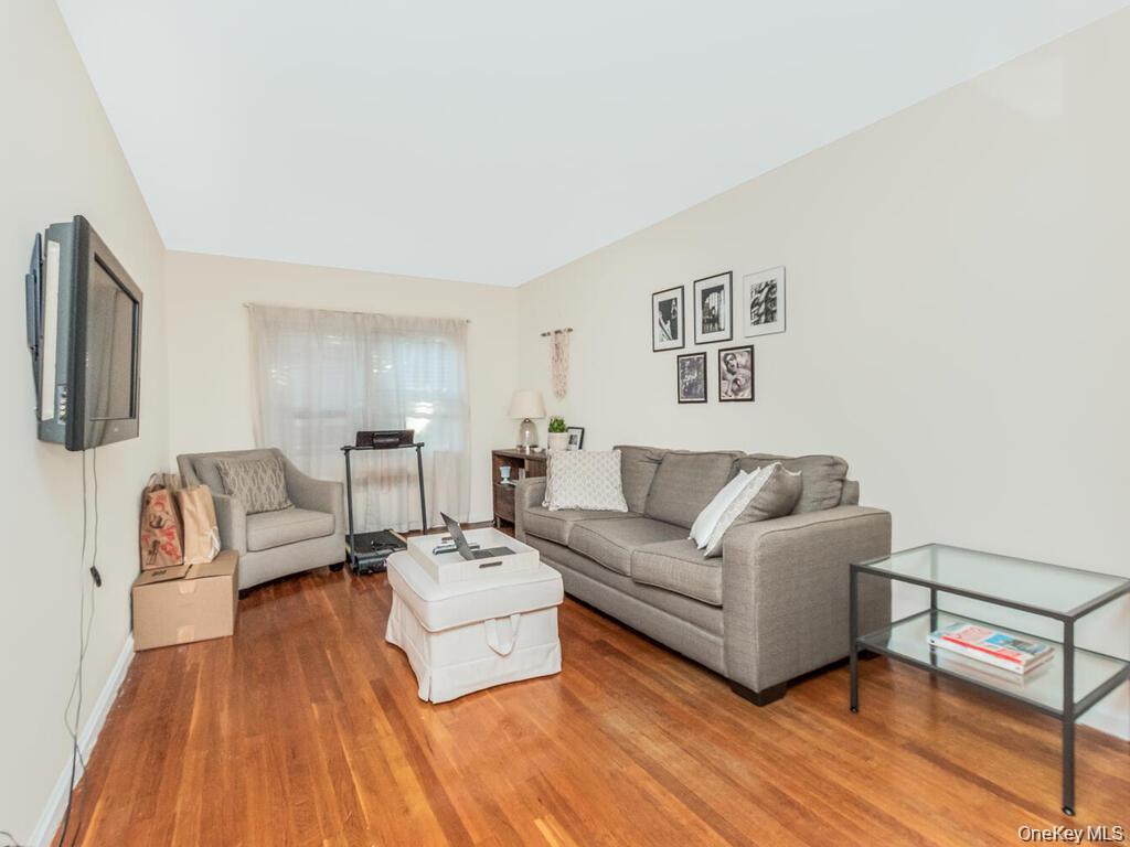 1863 Williamsbridge Road Bronx, NY 10461 - Photo 8 of 23