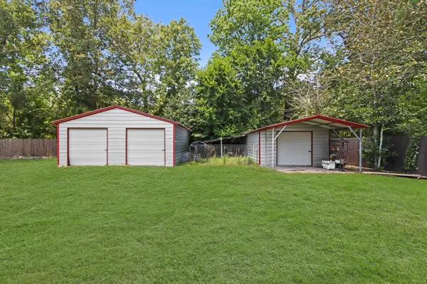 $2,400 | 432 County Road 4284, Dayton, TX 77535