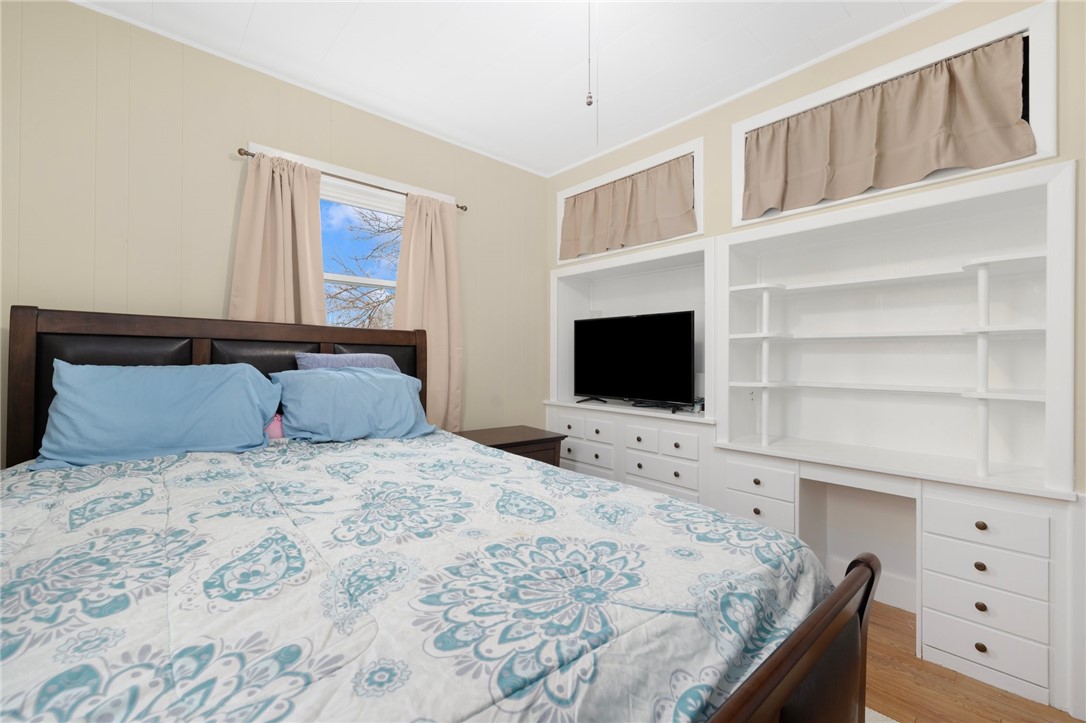 35 Appleton Street Cranston, RI 02910 - Photo 19 of 32 Gallery Image 19