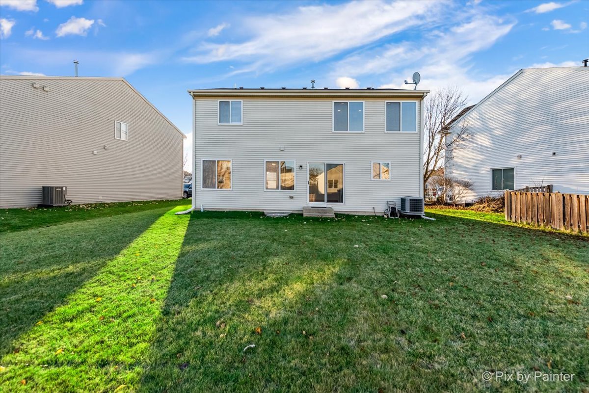 1065 Port Royal Road Pingree Grove, IL 60140 - Photo 32 of 40