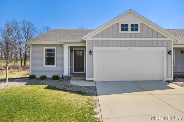 $349,900 | 1548 North Village Circle, Kalamazoo, MI 49009