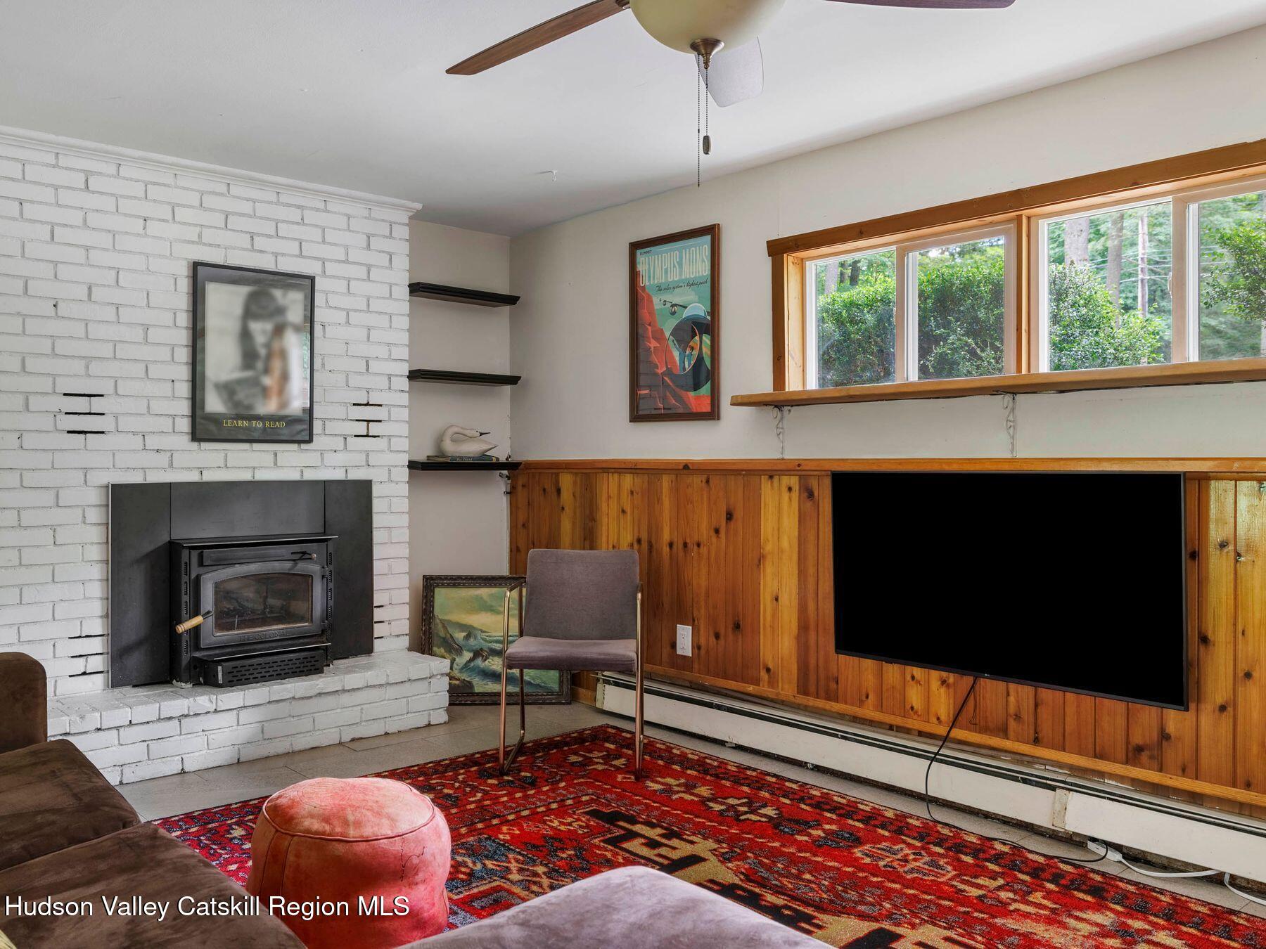 72 Van Dale Road Woodstock, NY 12498 - Photo 27 of 37 photo_online_053