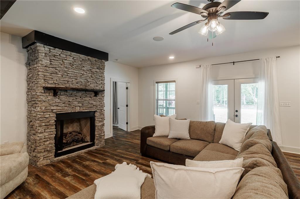 930 James Holcomb Road Hull, GA 30646 - Photo 5 of 63