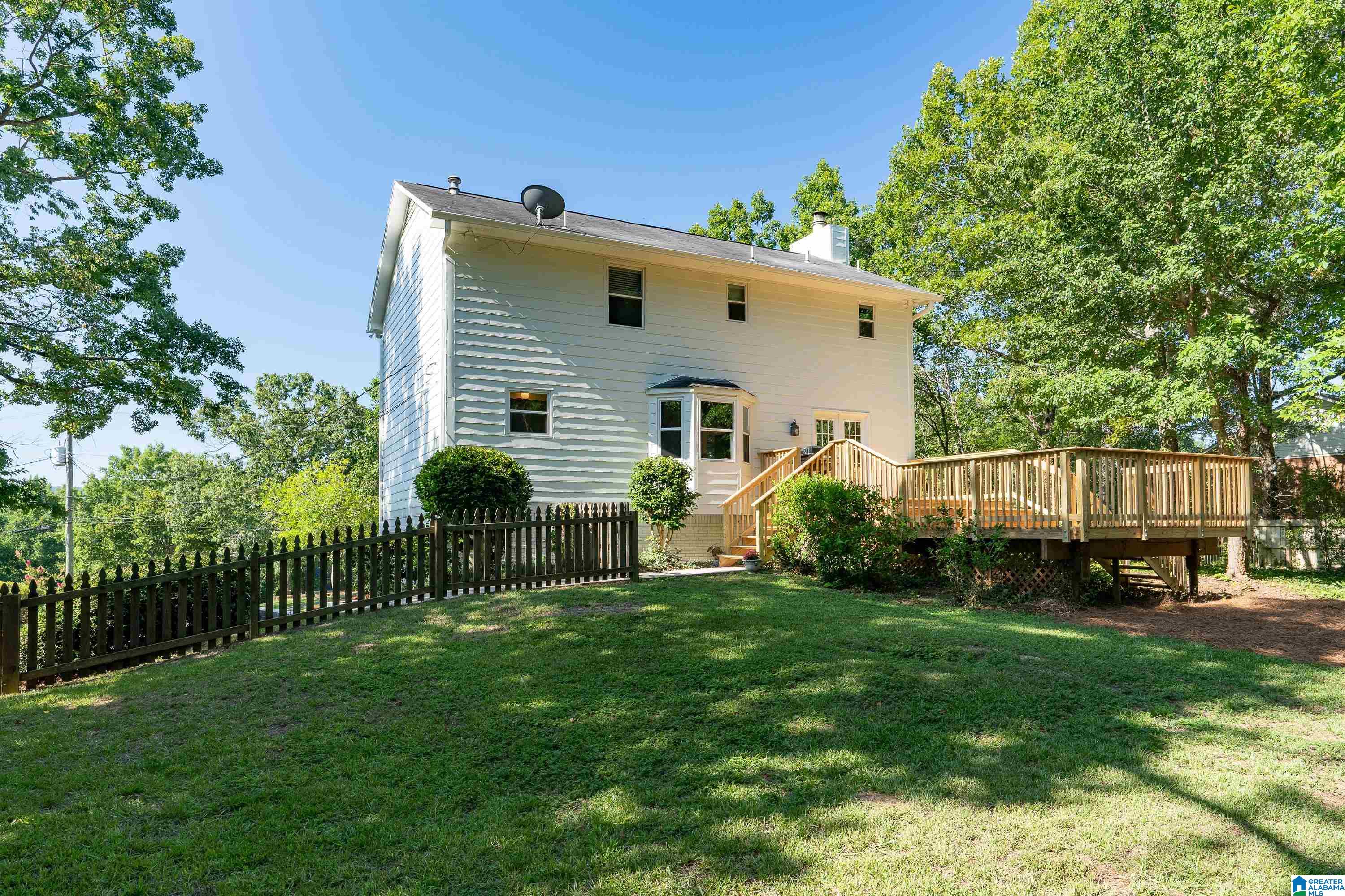 377 Red Stick Road Pelham, AL 35124 - Photo 4 of 11