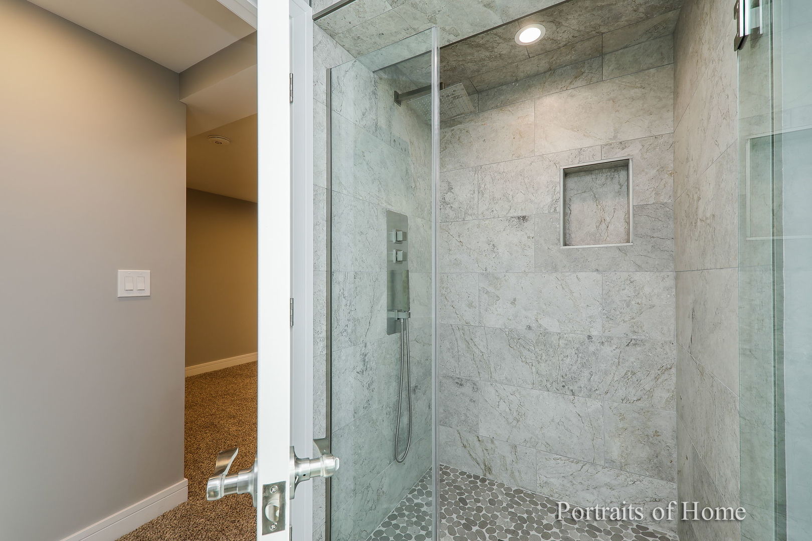 1181 Sherwood Road Highland Park, IL 60035 - Photo 10 of 22 a bathroom with a shower