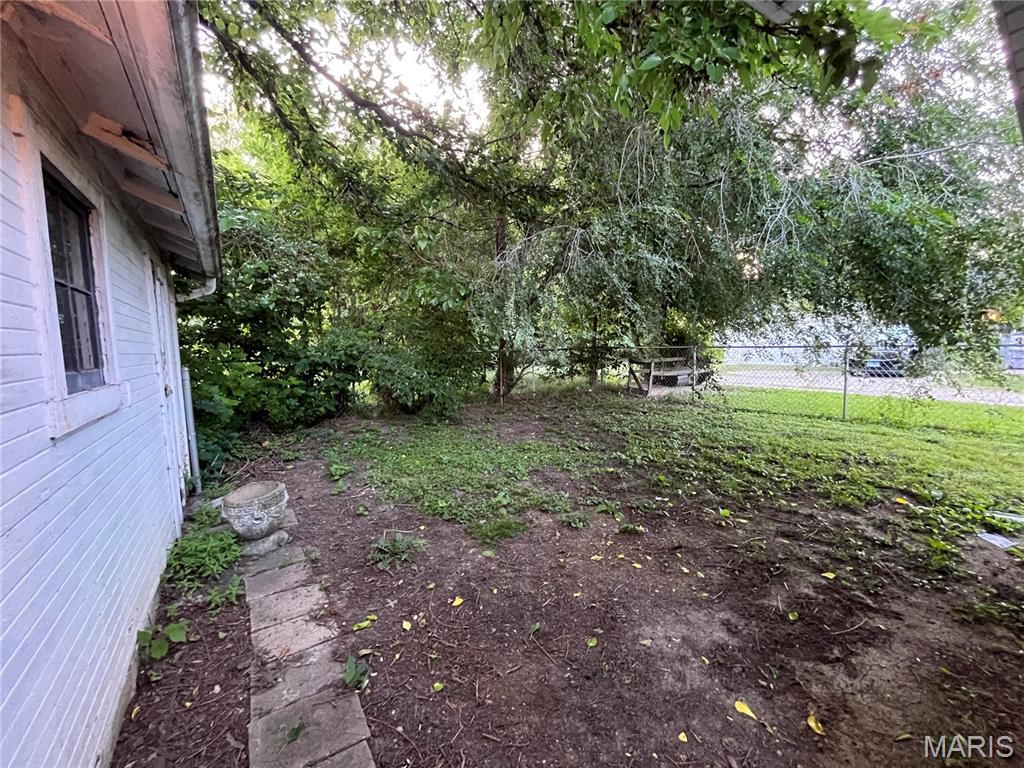 231 South 19th Street Decatur, IL 62521 - Photo 9 of 46