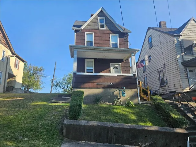 $1,450 | 2212 Cronemeyer Street, McKeesport, PA 15132