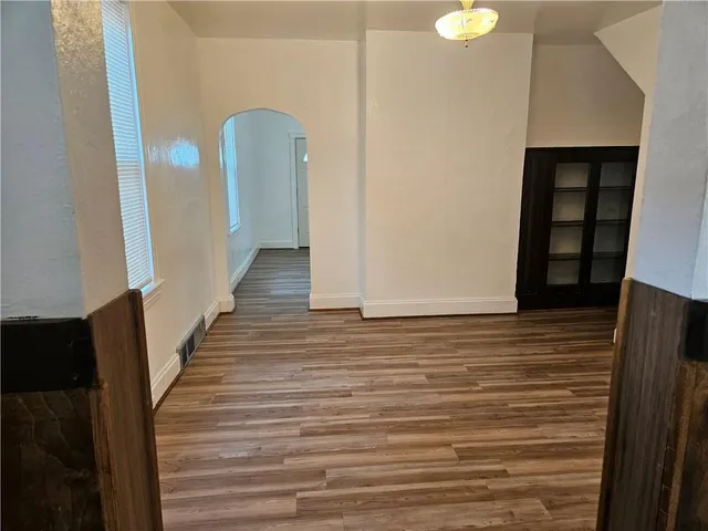 $1,450 | 2212 Cronemeyer Street, McKeesport, PA 15132