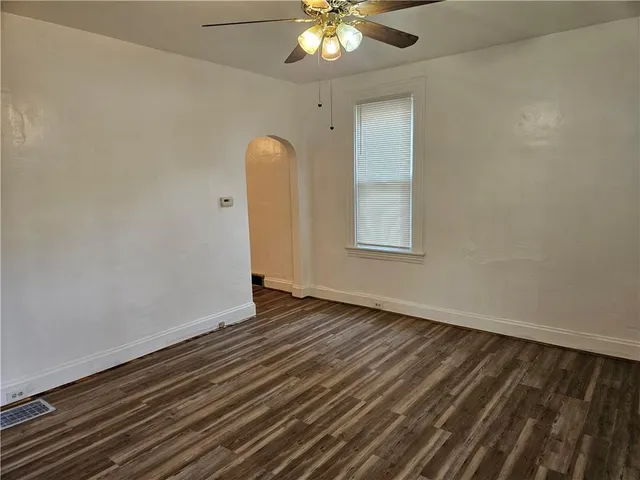 $1,450 | 2212 Cronemeyer Street, McKeesport, PA 15132