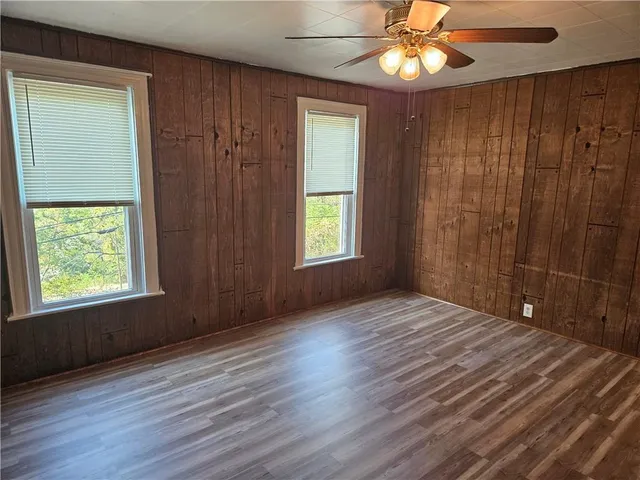 $1,450 | 2212 Cronemeyer Street, McKeesport, PA 15132