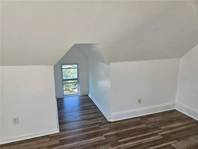 $1,450 | 2212 Cronemeyer Street, McKeesport, PA 15132