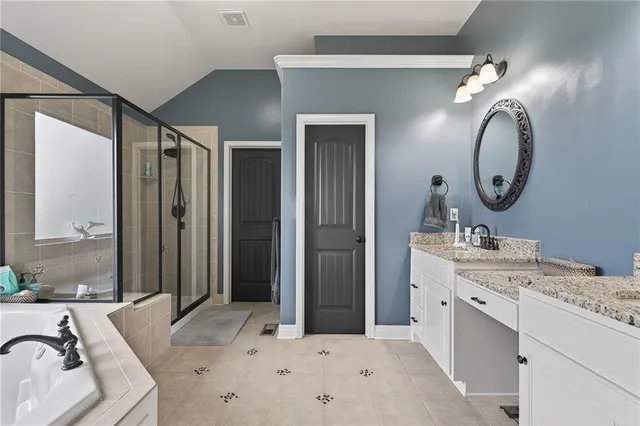 $560,000 | 21417 East 32nd Terrace South, Independence, MO 64057