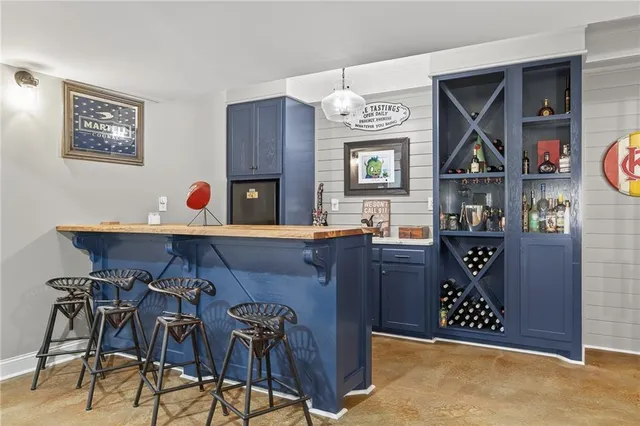 $560,000 | 21417 East 32nd Terrace South, Independence, MO 64057