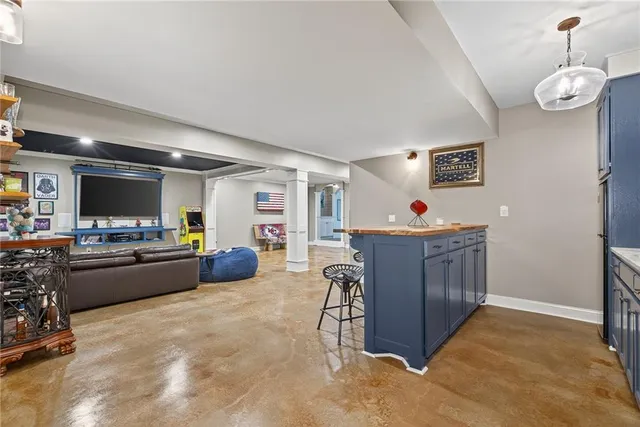 $560,000 | 21417 East 32nd Terrace South, Independence, MO 64057