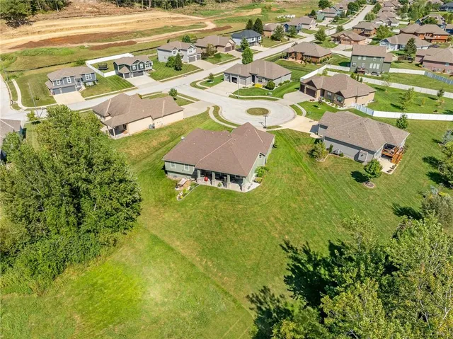 $560,000 | 21417 East 32nd Terrace South, Independence, MO 64057