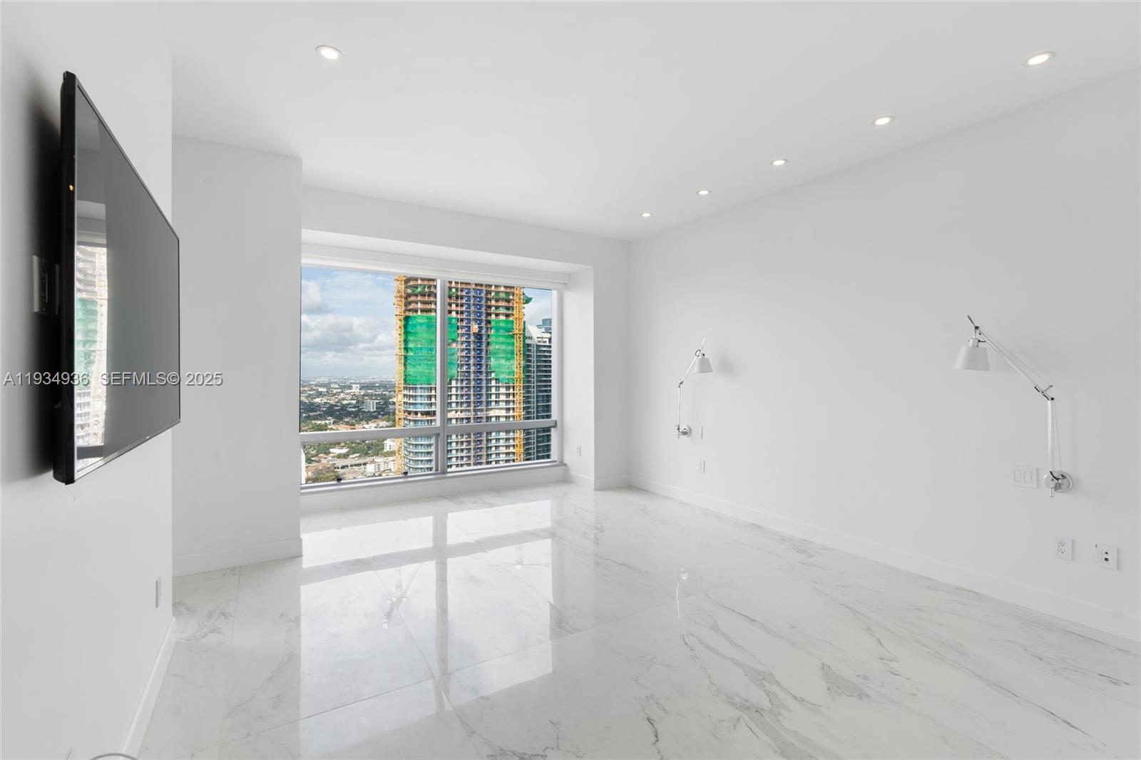 1425 Brickell Avenue, Unit 47B Miami, FL 33131 - Photo 13 of 31