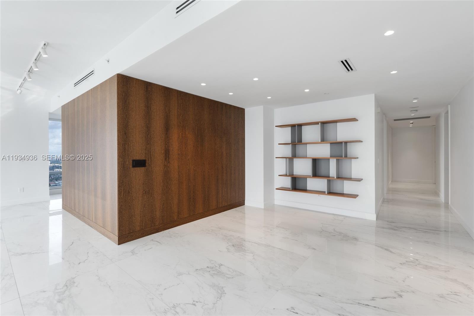 1425 Brickell Avenue, Unit 47B Miami, FL 33131 - Photo 7 of 31