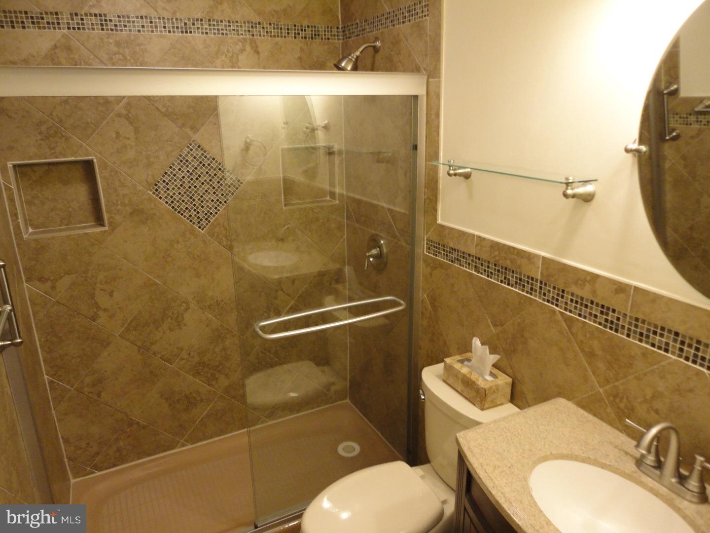 900 Jamestown Road Hightstown, NJ 08520 - Photo 16 of 25 Bathroom