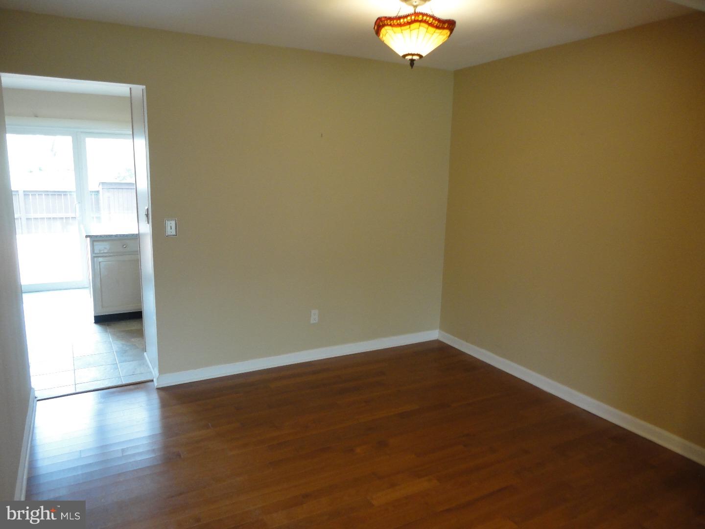 900 Jamestown Road Hightstown, NJ 08520 - Photo 6 of 25 Dining Room
