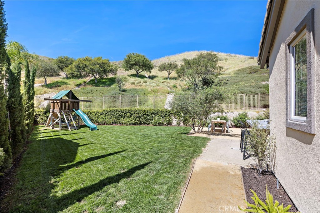 21 Snow Bush Street Ladera Ranch, CA 92694 - Photo 42 of 73