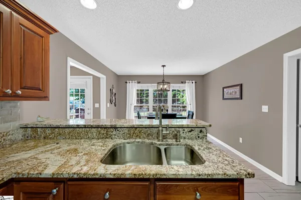 $450,000 | 108 Sweet Springs, Anderson, SC 29625