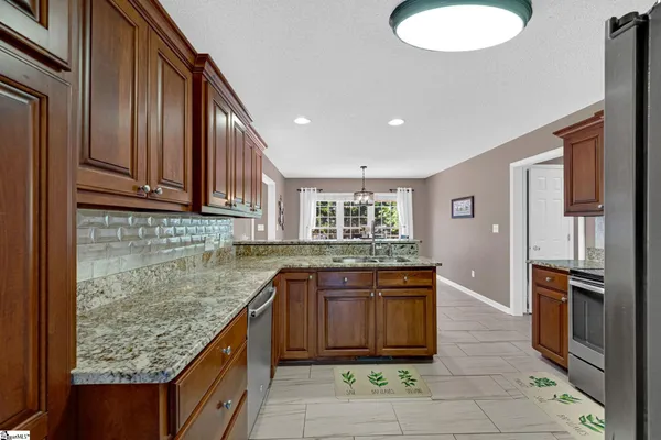 $450,000 | 108 Sweet Springs, Anderson, SC 29625