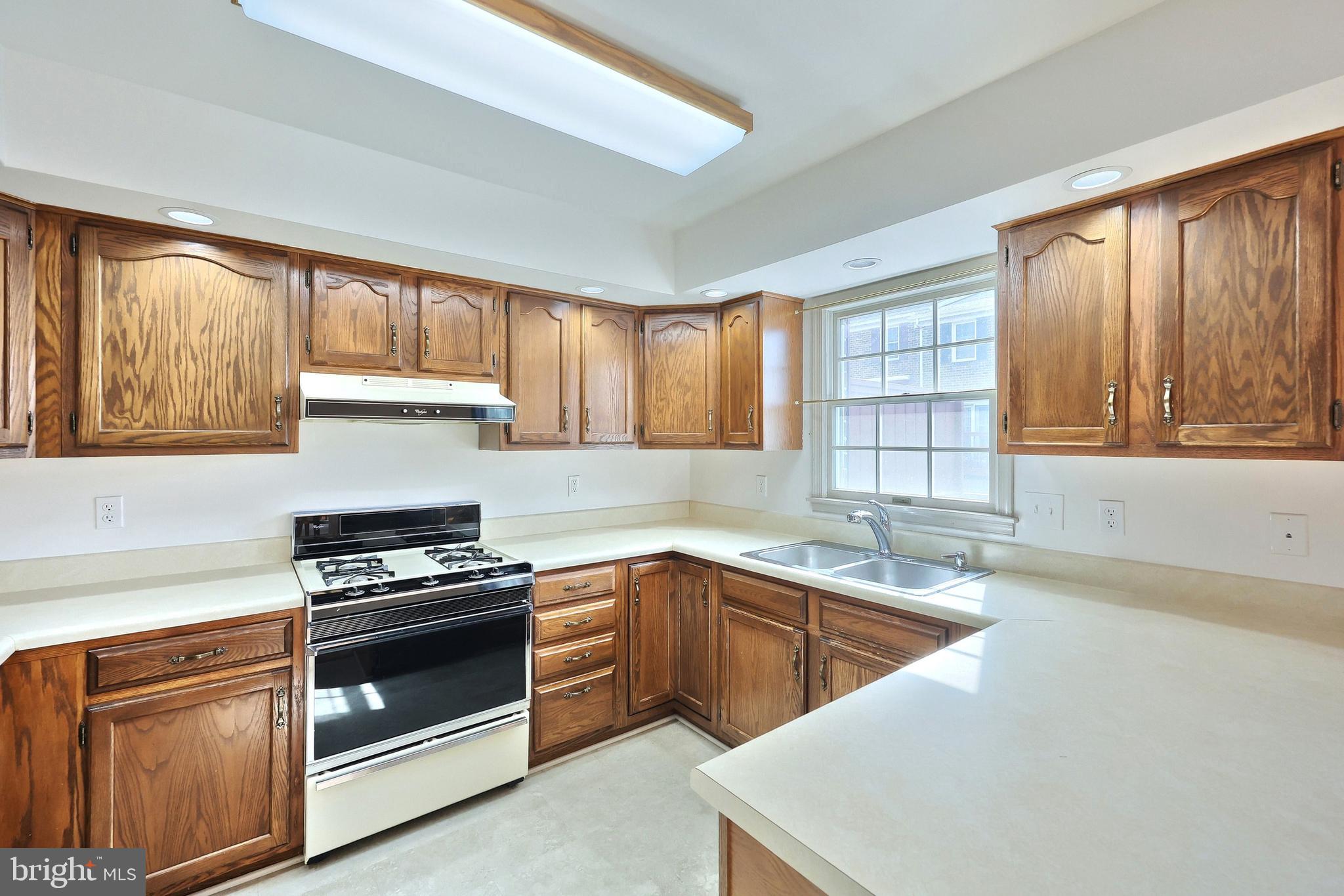 1004 Chambers Ridge, Unit 1004 York, PA 17402 - Photo 12 of 26