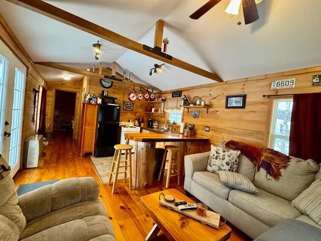 $60,000 | 13 Darwin Drive, Stewartstown, NH 03597