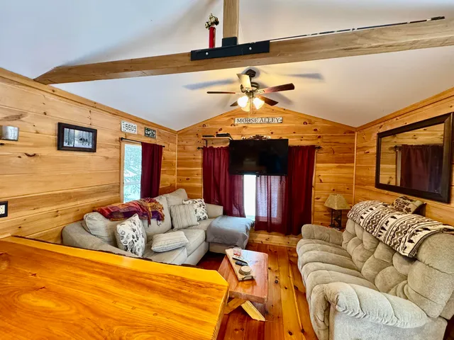 $60,000 | 13 Darwin Drive, Stewartstown, NH 03597