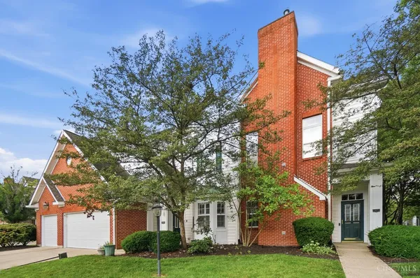 $285,000 | 7492 Mansion Circle, Unit B, Mason, OH 45040