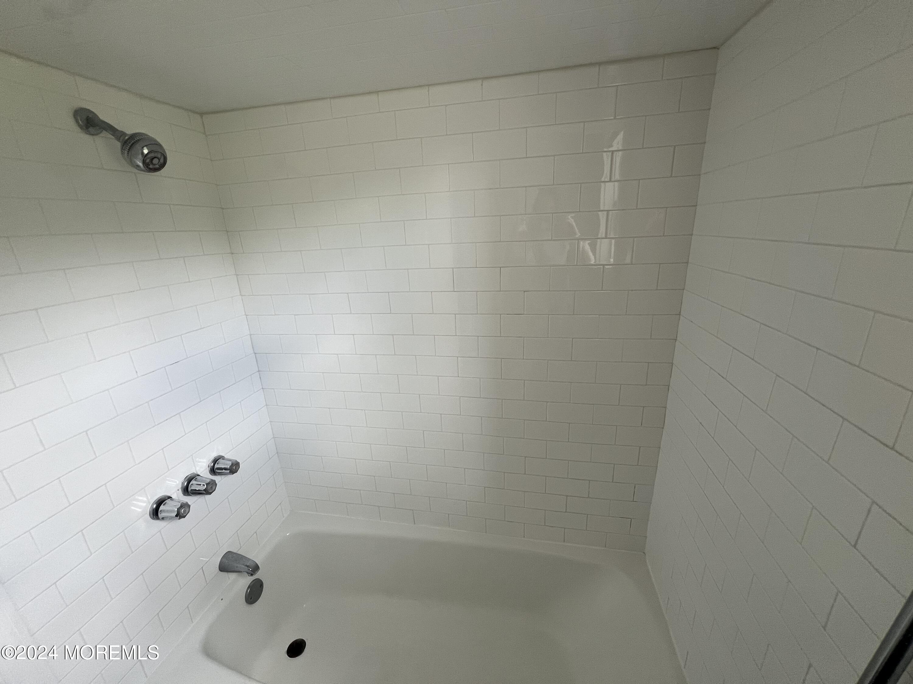 711 Wall Road, Unit 13 Spring Lake, NJ 07762 - Photo 8 of 10 shower