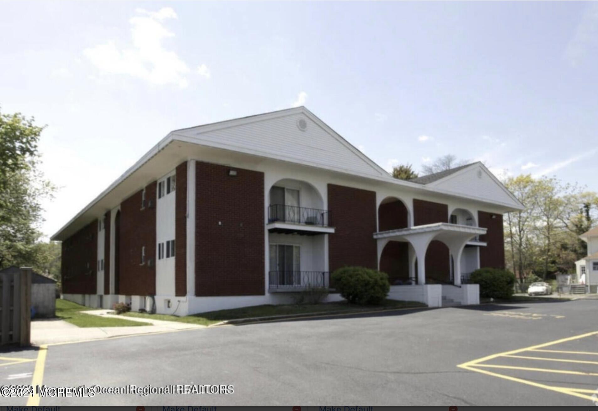 711 Wall Road, Unit 13 Spring Lake, NJ 07762 - Photo 9 of 10 Screenshot 2024-05-31 at 1.10.17 PM