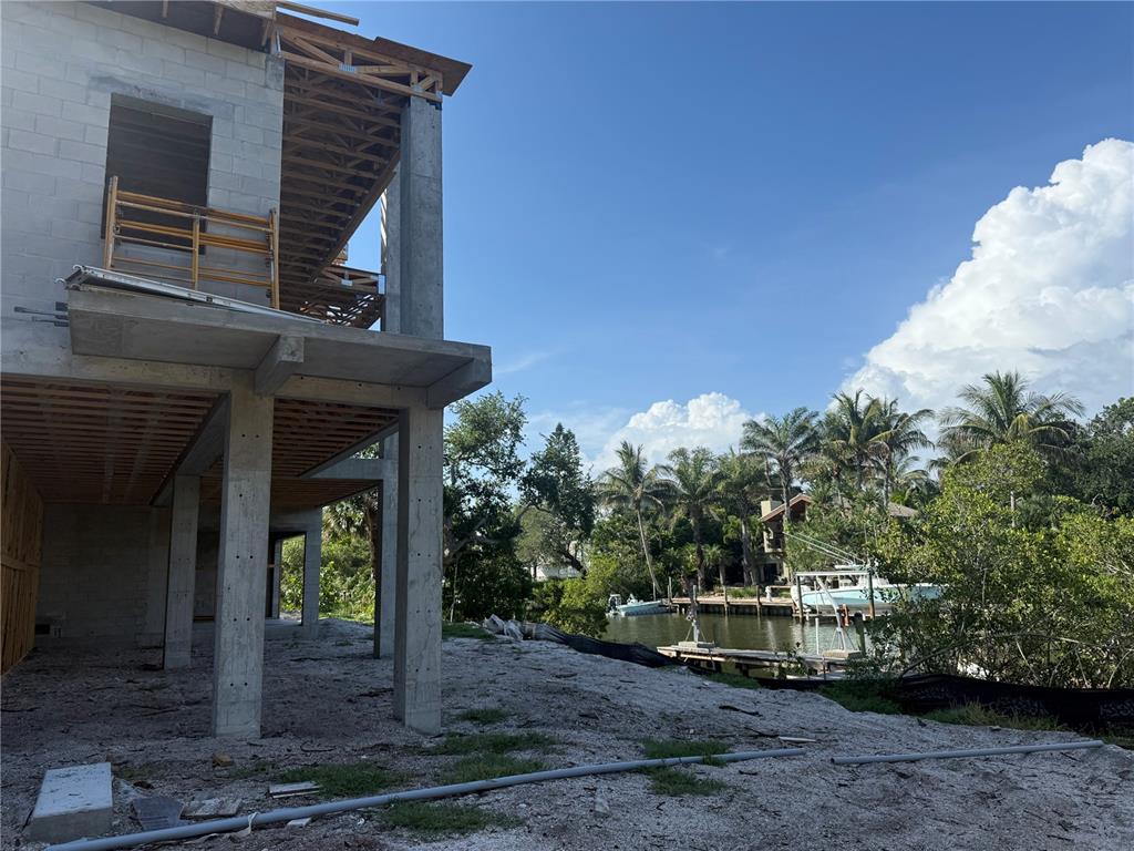 5179 Hidden Harbor Road Sarasota, FL 34242 - Photo 10 of 17